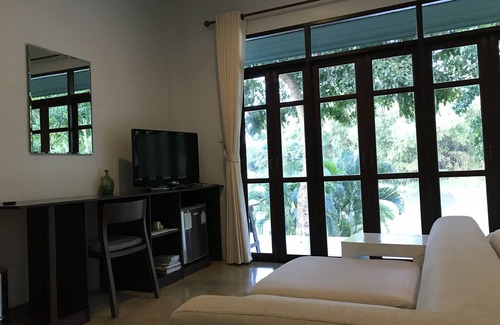 Doem Bang Hotel | Doembangvilla
