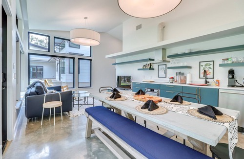 Barton Hills Apartment | Dog-Friendly Austin Guest House: 3 Mi to Downtown