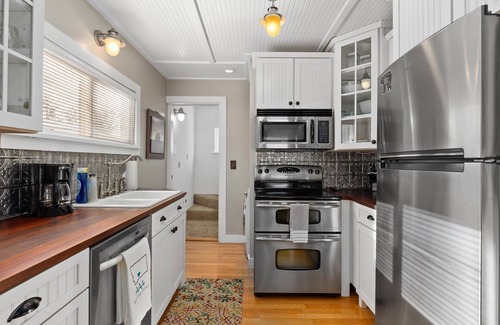 Red Lodge House | Dog Friendly-Beartraks in the heart of Red Lodge