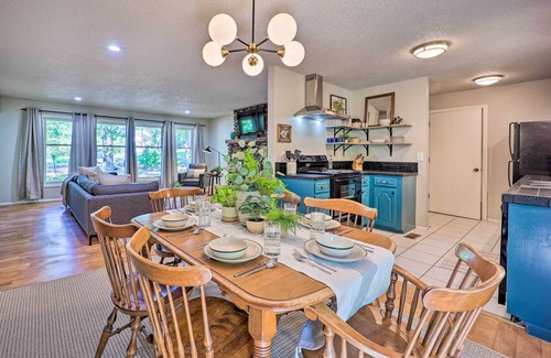Bella Vista Cottage | Dog-friendly Bella Vista Home w/Grill + Deck