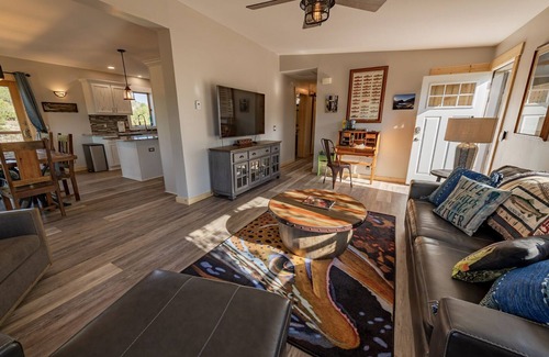 Salida House | Dog Friendly Blue Bottle Trout Camp - Gold Medal Fly Fishing on the Arkansas River!