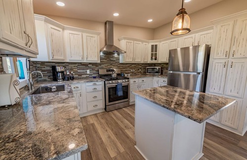 Salida House | Dog Friendly Blue Bottle Trout Camp - Gold Medal Fly Fishing on the Arkansas River!