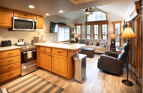 The Highlands Ski Chalet | Dog-Friendly Cabin near Breckenridge Gondola, hiking, bike trails.