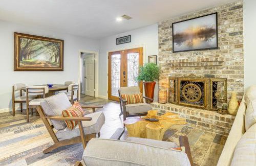 Cypress House | Dog-Friendly Cypress Vacation Rental with Lanai!