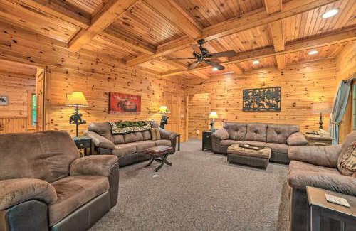 Michaywe House | Dog-Friendly Gaylord Retreat Less Than 8 Mi to Town!