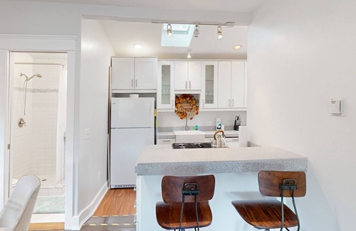 University Heights House | Dog-friendly home in University Heights with private backyard & W/D