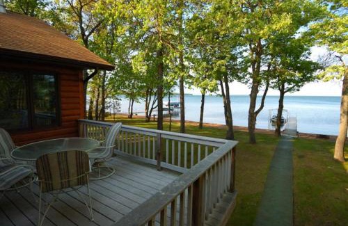 Walker House | Dog Friendly Leech Lake Home w Perfect Beach Garage Boat Lift