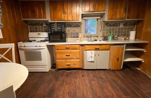 Coal Creek Canyon Cabin | Dog-friendly Lewis & Clark Cabin on Coal Creek - Boulder/Golden