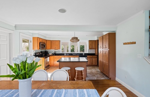 Springs House | Dog-friendly, secluded cottage near beach with fenced yard, pool