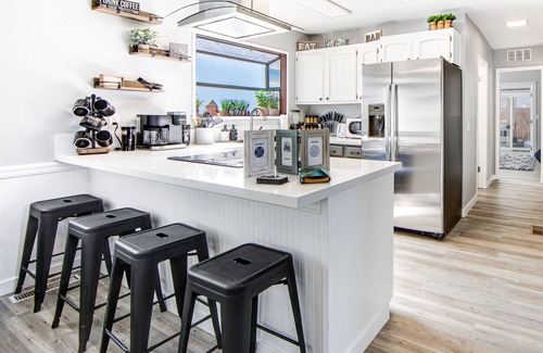 Sugarloaf House | Dog-Friendly Victorian Cottage with Private Hot Tub, EV Charger, Firepit, & WiFi