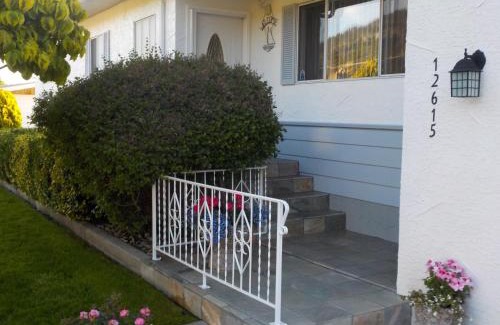 Okanagan-Similkameen Bed & Breakfast | Dogwood Bed & Breakfast