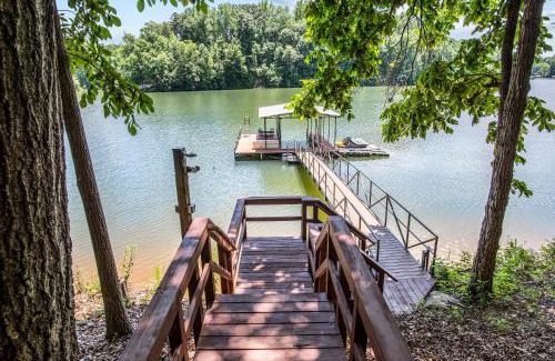 Martin House | Dogwood Cabin w Dock