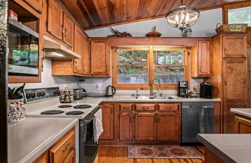 Martin House | Dogwood Cabin w Dock