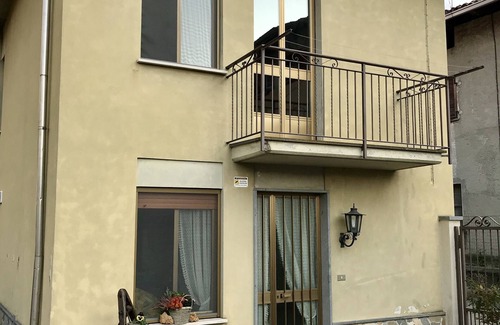 Cascinette d'Ivrea House | “DOLCE ULIVO” HOLIDAY HOUSE AND RELAXATION - HOLIDAY HOUSE 5 Beds