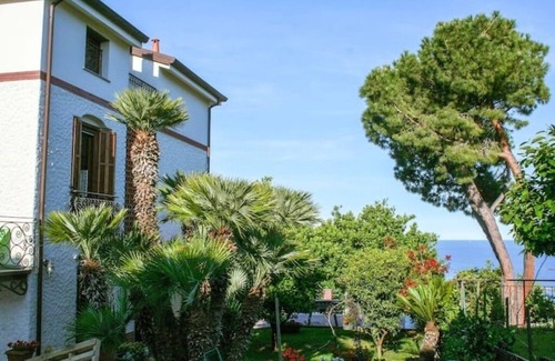 Arma di Taggia House | Dolcevita relais - Guesthouse near the sea and the highway exit