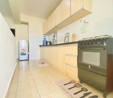 Lavington Apartment | Dolly cosy Apartment