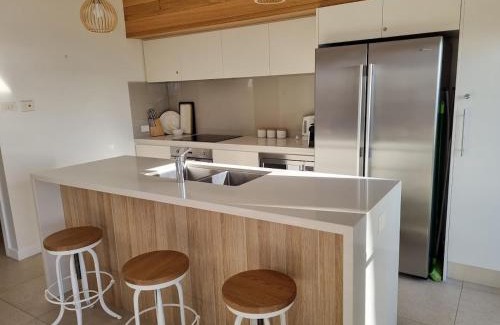 Corlette Apartment | Dolphin Shores