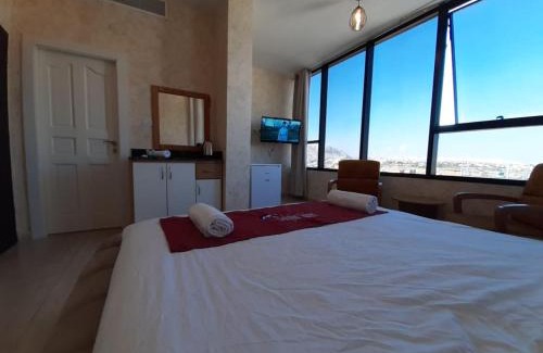 Jericho Hotel | Dolphin Suites Hotel