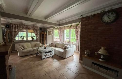 Spychowo Apartment | Dom Gościnny Jutrzenka
