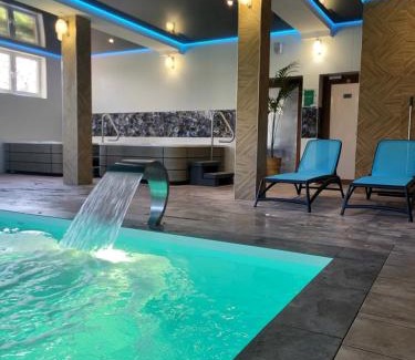 Jastrzebia Gora House | Dom Jastrzębia z basenem i jacuzzi