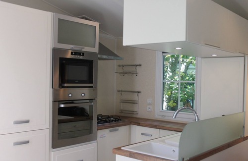 Saint-Privat-de-Champclos RV Rental | Domaine le Clos des Capitelles