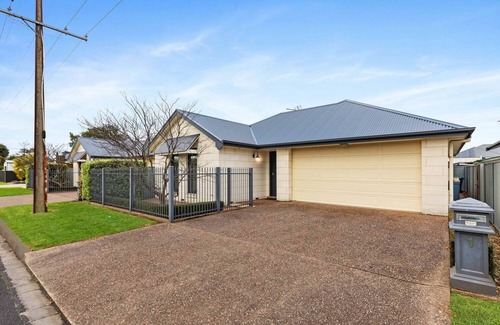 Mount Gambier Apartment | Domain Two Apartment