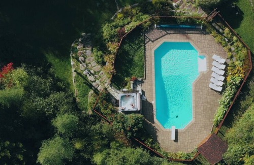 Val David Ski Chalet | Domaine BONHEURA ... A chalet for pure Happiness!