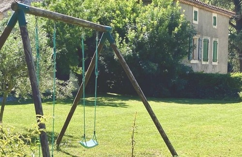 Laroque-de-Fa Bed & Breakfast | Domaine Castelnaut gîte et château