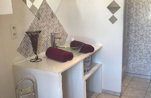 Saint-Jean-d'Alcapies House | Domaine d'Alcapiès Romantic Room