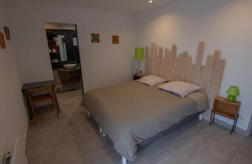 Roquefort-des-Corbieres Bed & Breakfast | Domaine de la Clotte