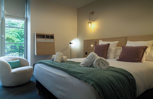 Liguge Hotel | Domaine de l'Ecorcerie