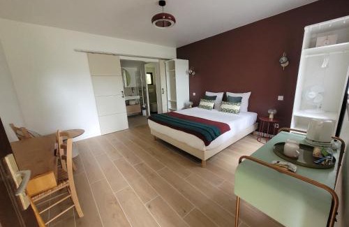 Mortagne-sur-Gironde Bed & Breakfast | Domaine de la gare M - anciennement Logis de La Garenne