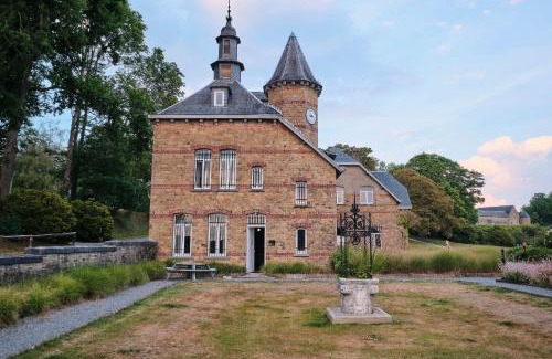 Maillen Hotel | Domaine de Ronchinne - Insolites