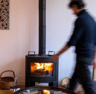 Droue-sur-Drouette House | Domaine des Pousses, gîte au coeur d'un village de campagne
