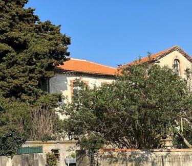 Alzonne Bed & Breakfast | Domaine du BaRon