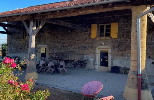 Sarcey House | Domaine du Buisson, charming gites in the heart of Beaujolais