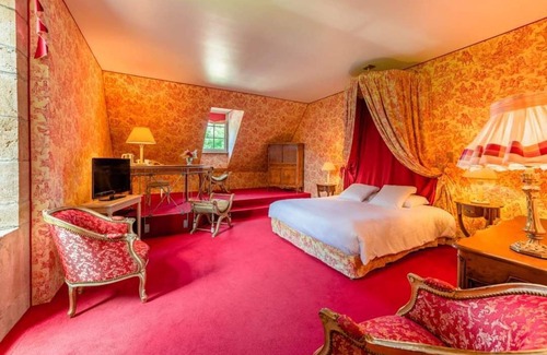 Cubry Hotel | Domaine du Château de Bournel