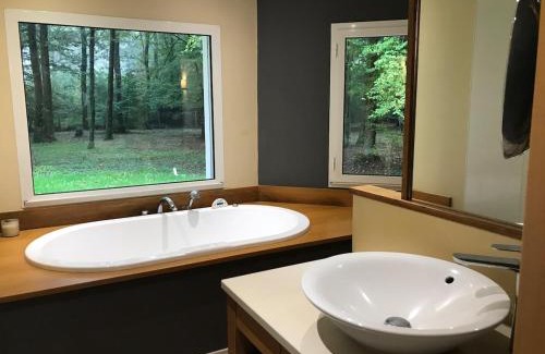 Yzernay Villa | Domaine du Chêne du Vert