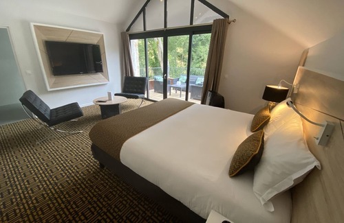 Hardricourt Hotel | Domaine du Moulin des Marais