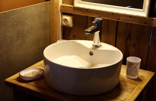Laure-Minervois Cabin | Domaine du Siestou Wine Resort Lodges