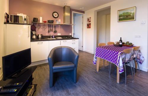 Saint-Julien-de-Lampon Apartment | Domaine l'Ancien Vignoble