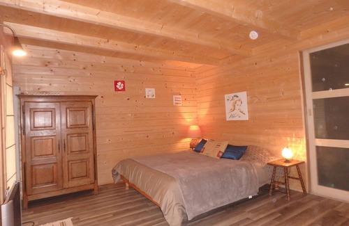 Mimet Bed & Breakfast | Domaine Le Laou Chambres d'hôtes