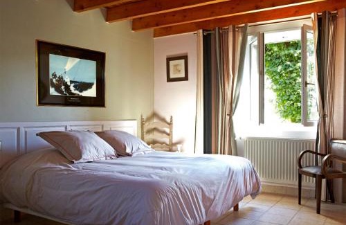 Plouegat-Moysan House | Domaine Le Puits De Jeanne