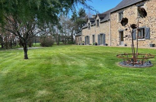 Bains-sur-Oust Bed & Breakfast | Domaine les Hilliers