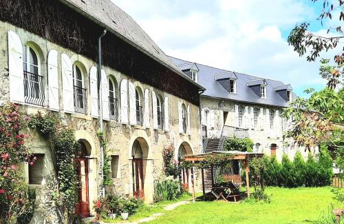 Tuzaguet Apartment | Domaine Lou Castet - Gite