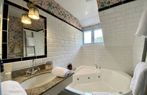 Etretat Hotel | Domaine Saint Clair Le Donjon Etretat