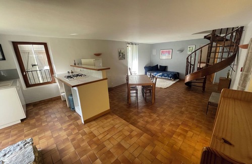 Lunas Bed & Breakfast | Domaine Soala, group gite