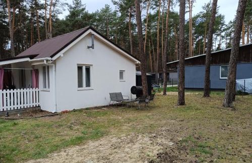 Sława House | Domek nad jeziorem Sławskim Radzyń k Sława 250m od jeziora