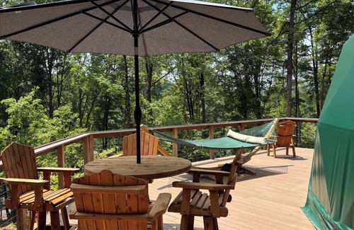 Swan Lake RV Rental | Domes at Catskills a lakefront glamping adventure for adults