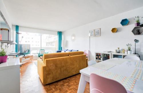 Gambetta Apartment | Dominos - La Defense Family Apartment 10P